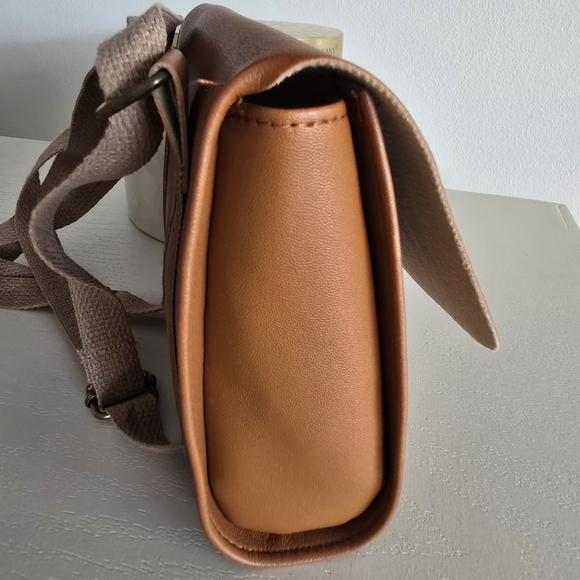 Black Or Brown Crossbody Mini Bag - Toddlers - Picture 8 of 13